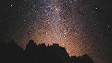 Menantikan Yesus Menantikan Yesus