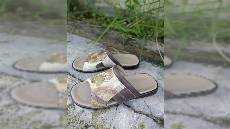 Sandal Ecoprint Pria Sabda Batik Jombang eMBe UMKM embeumkm GKJW Feeds Sandal Ecoprint Pria Sabda Batik Jombang eMBe UMKM embeumkm GKJW Feeds