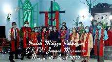 Ibadah Minggu Palmarum GKJW Jemaat Mojowarno Pelayan Vikar Trivena Putri Agnesia