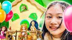 How doll Bug made mini cakes in the Treehouse for a party s